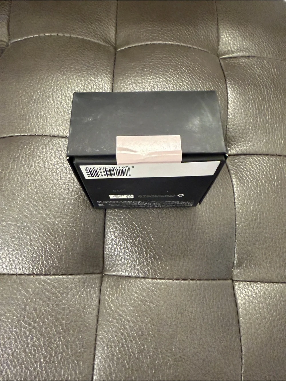 HUDA BEAUTY Easy Bake Loose Baking & Setting Powder - Black Packaging
